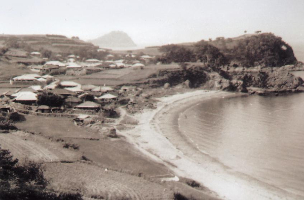 생활풍경(장목면 하유마을 해변. 2000년대와 사진 비교)